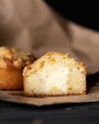 Купить Кекс с лимонной пропиткой и лимонным кремом c доставкой от Пекарни Дражина