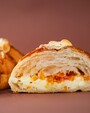 Купить Круассан апельсин-цукаты c доставкой от Пекарни Дражина